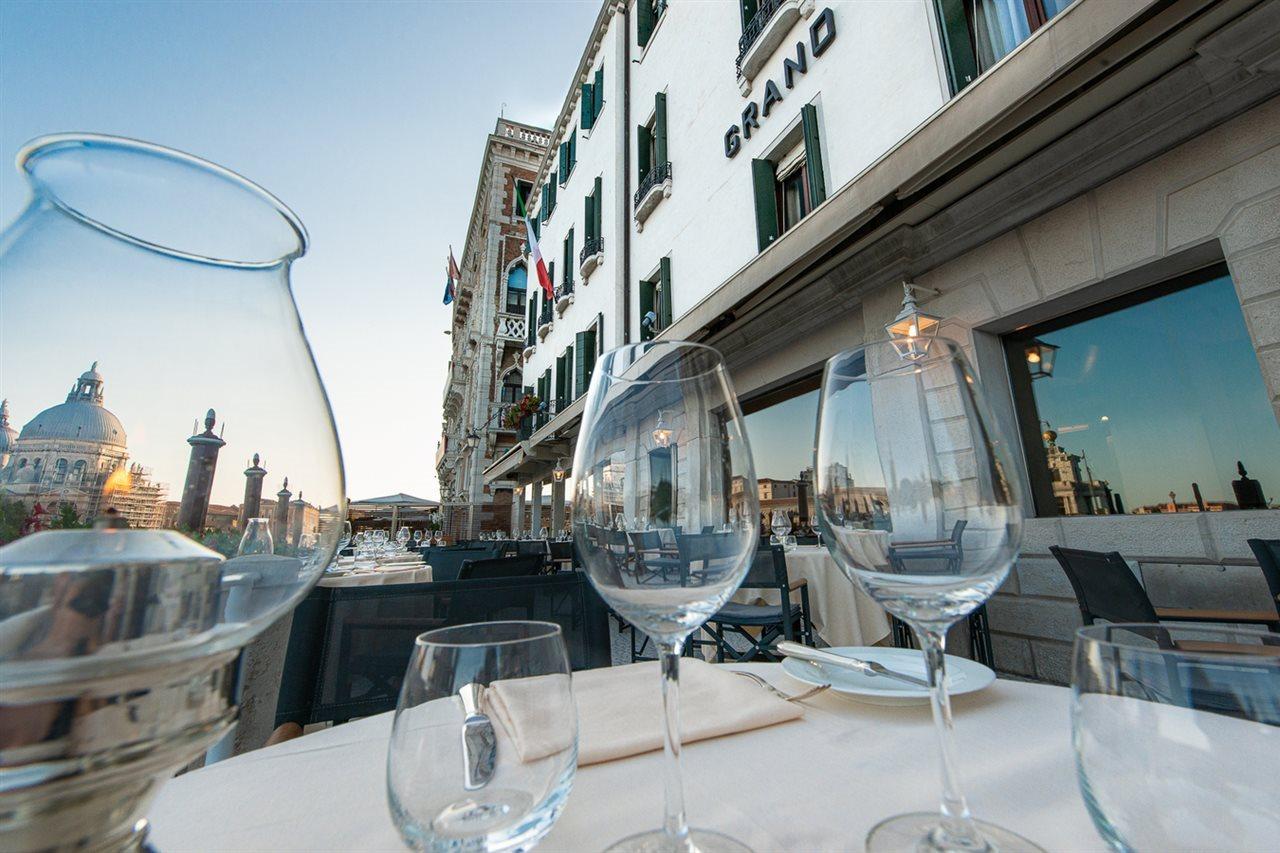 Hotel Monaco&grand Canal